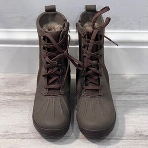 Clarks Women’s Carisa Luna Winter Water resistant Boots Size 6-1/2